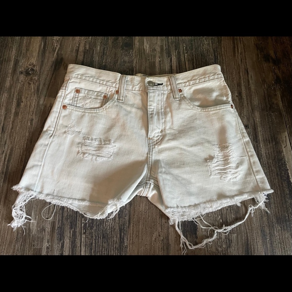 Levis cutoff denim, women’s
